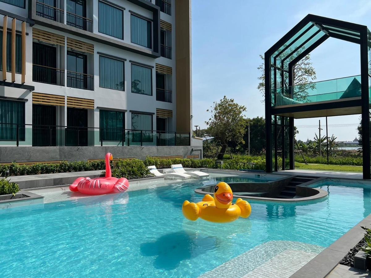 Crystal Srivaree Suvarnabhumi Hotel Ban Khlong Bang Krathiam Exteriér fotografie