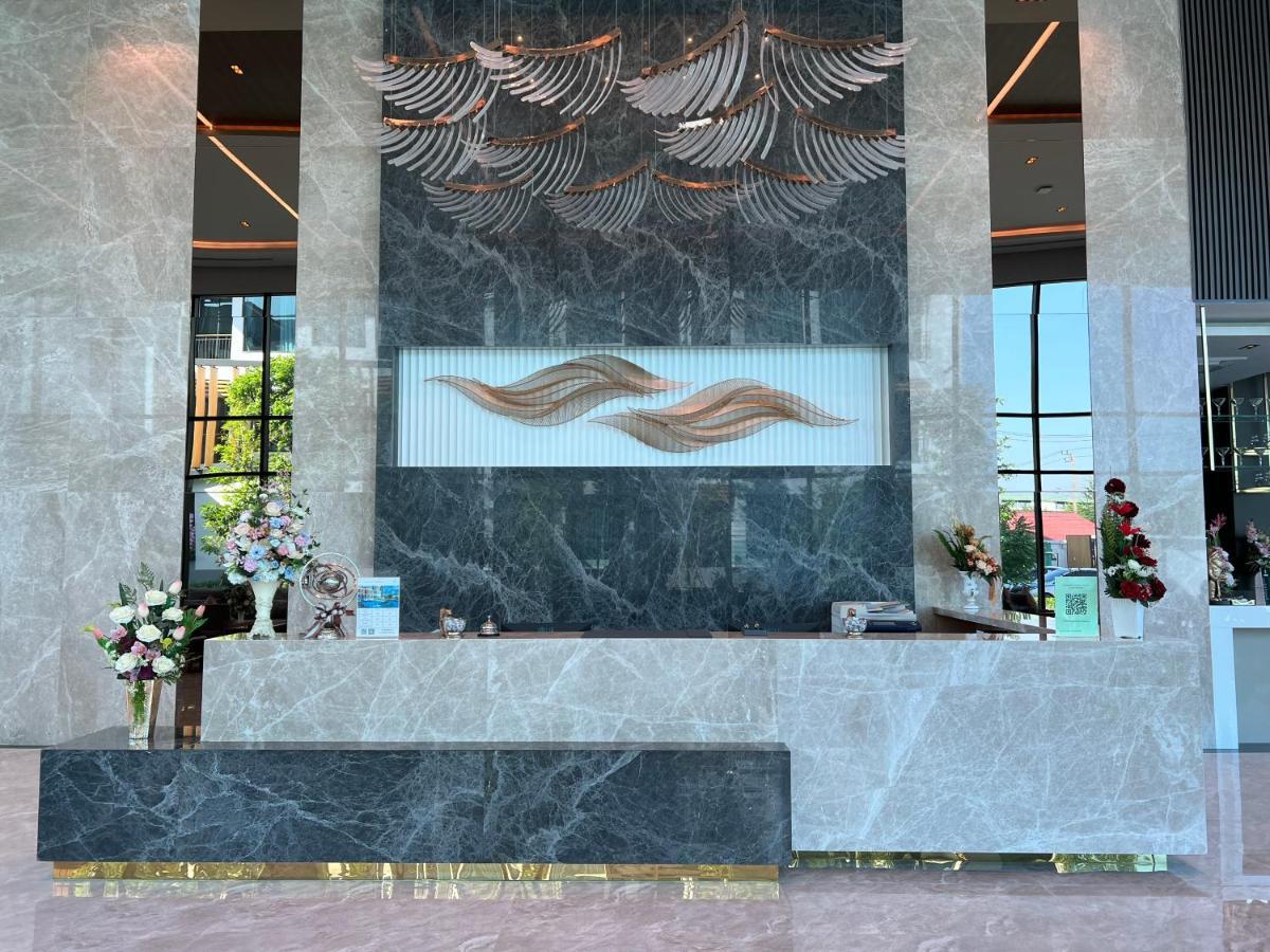 Crystal Srivaree Suvarnabhumi Hotel Ban Khlong Bang Krathiam Exteriér fotografie