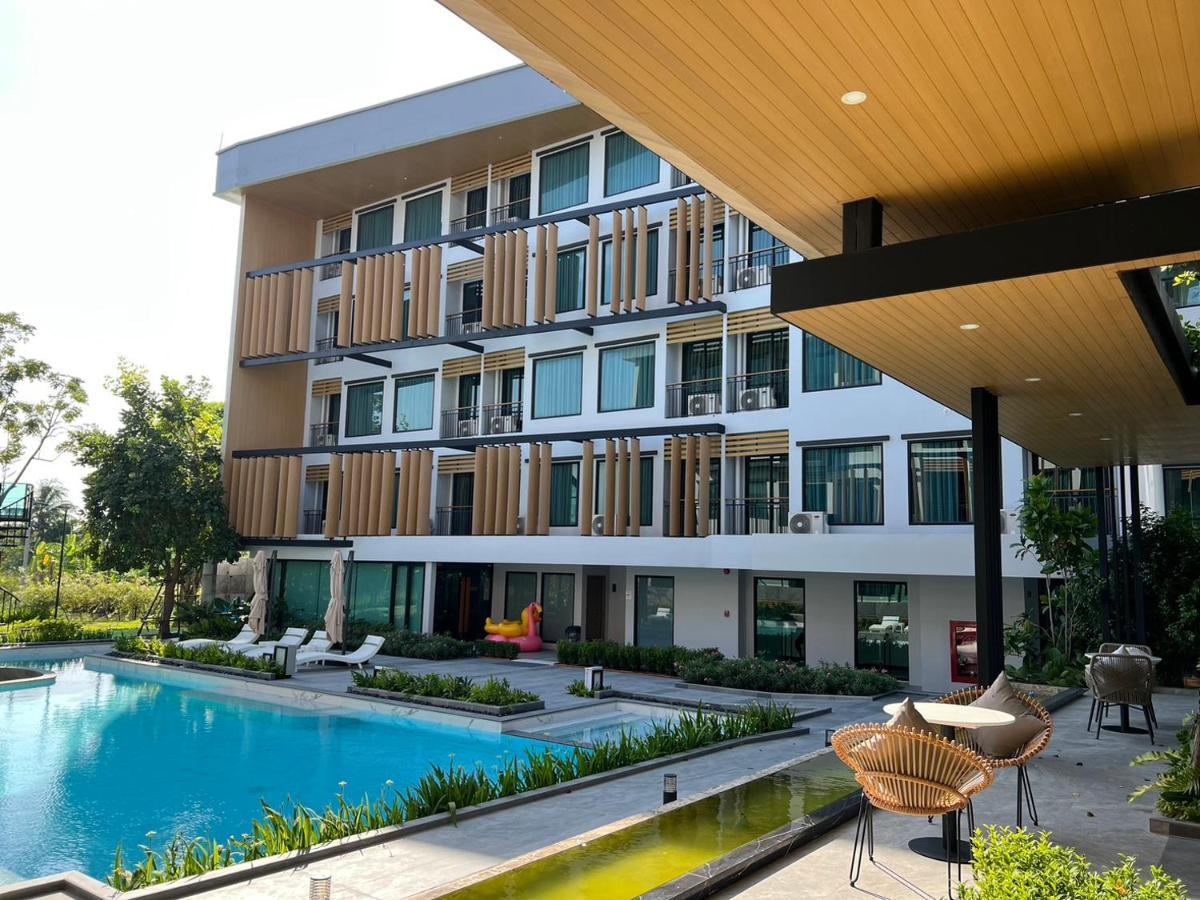 Crystal Srivaree Suvarnabhumi Hotel Ban Khlong Bang Krathiam Exteriér fotografie