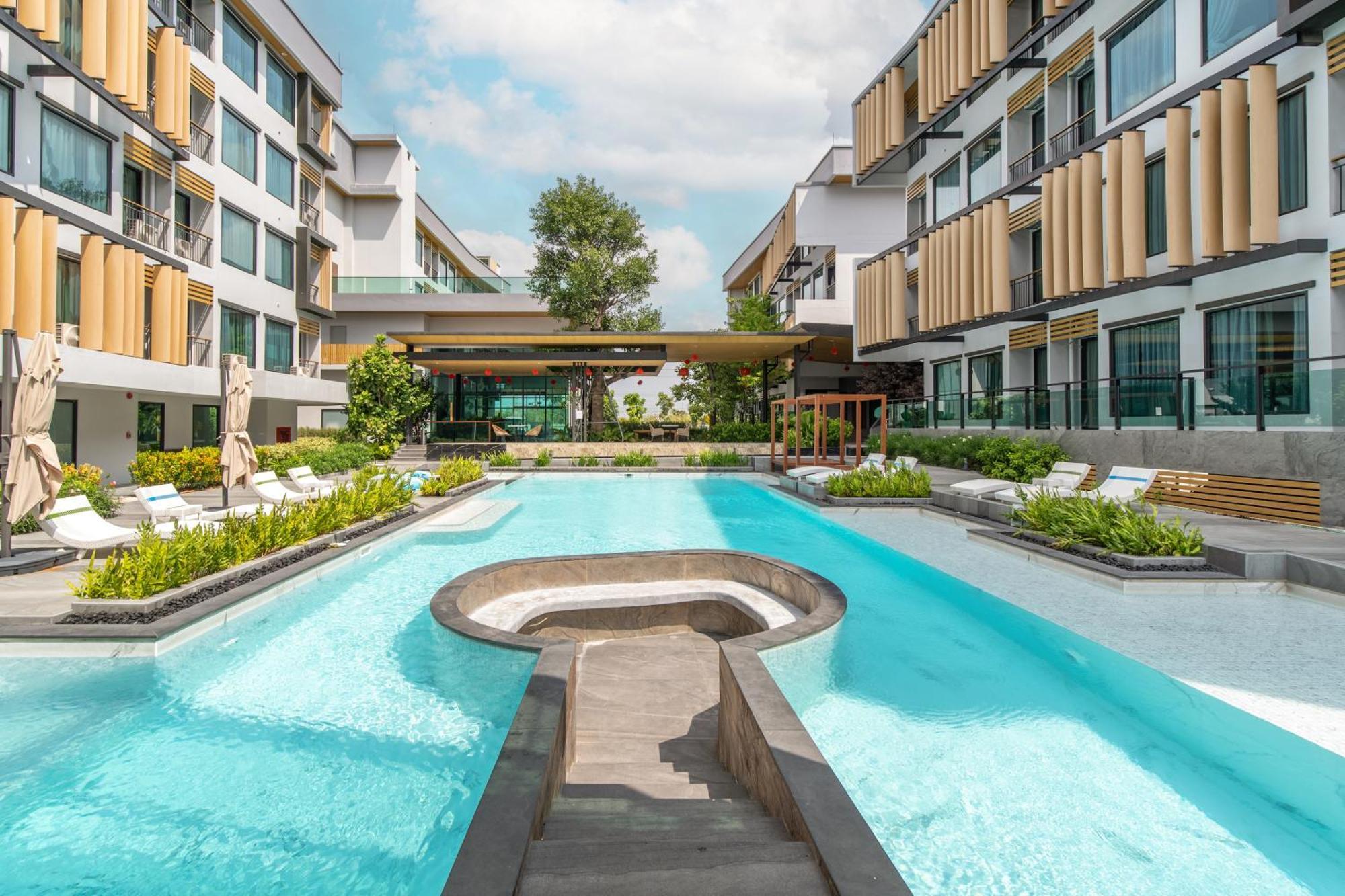 Crystal Srivaree Suvarnabhumi Hotel Ban Khlong Bang Krathiam Exteriér fotografie