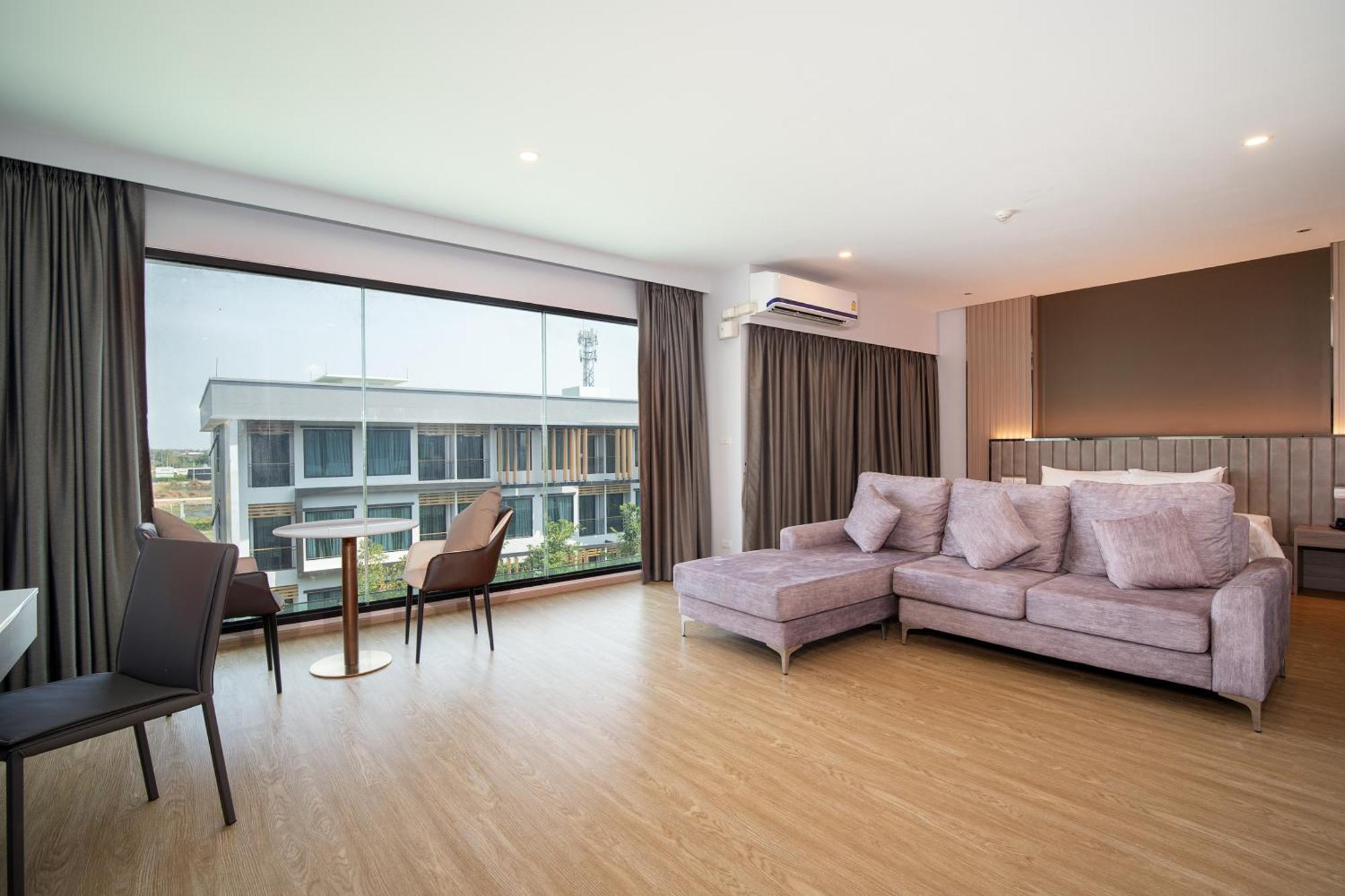 Crystal Srivaree Suvarnabhumi Hotel Ban Khlong Bang Krathiam Pokoj fotografie