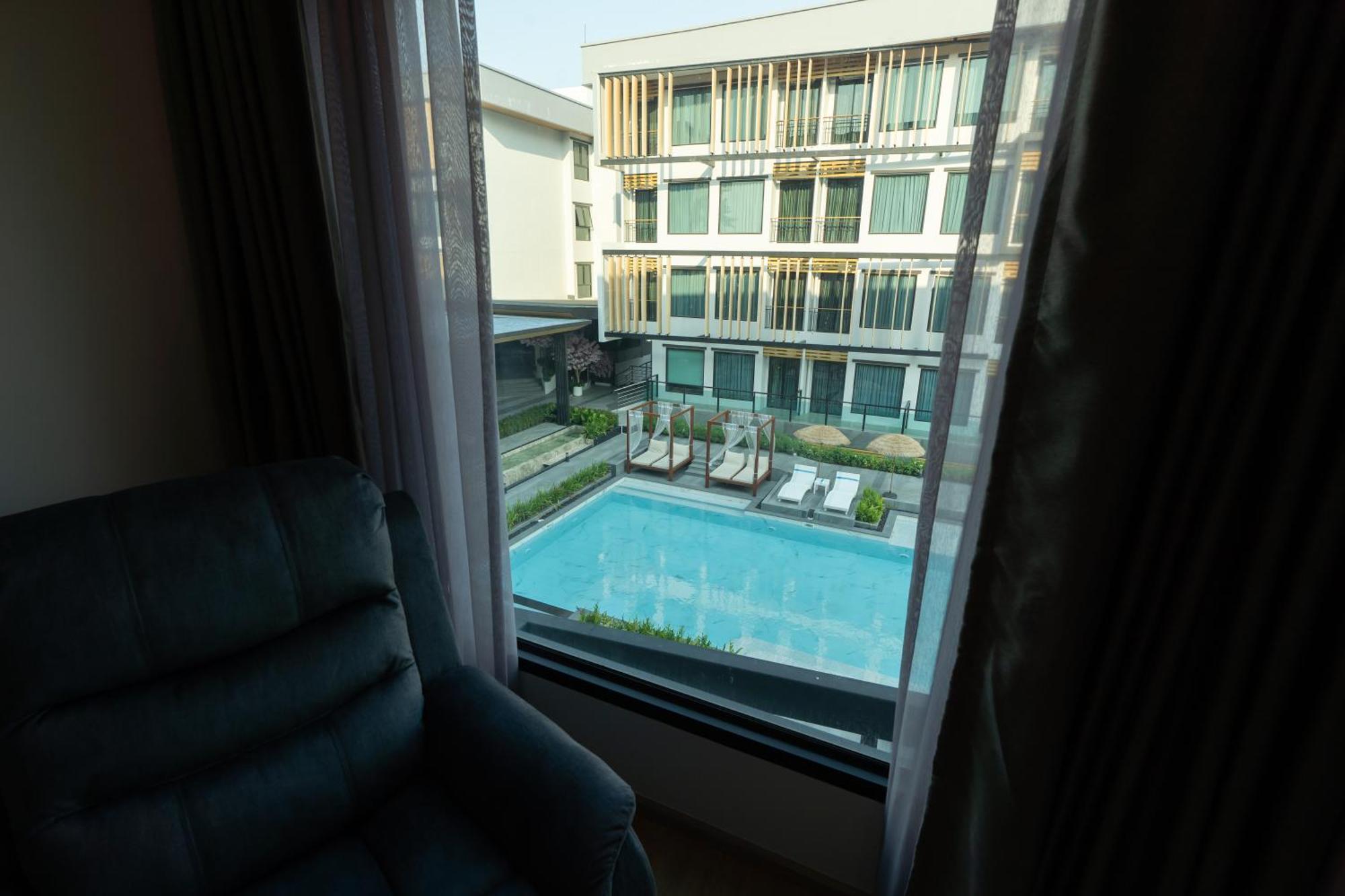 Crystal Srivaree Suvarnabhumi Hotel Ban Khlong Bang Krathiam Exteriér fotografie
